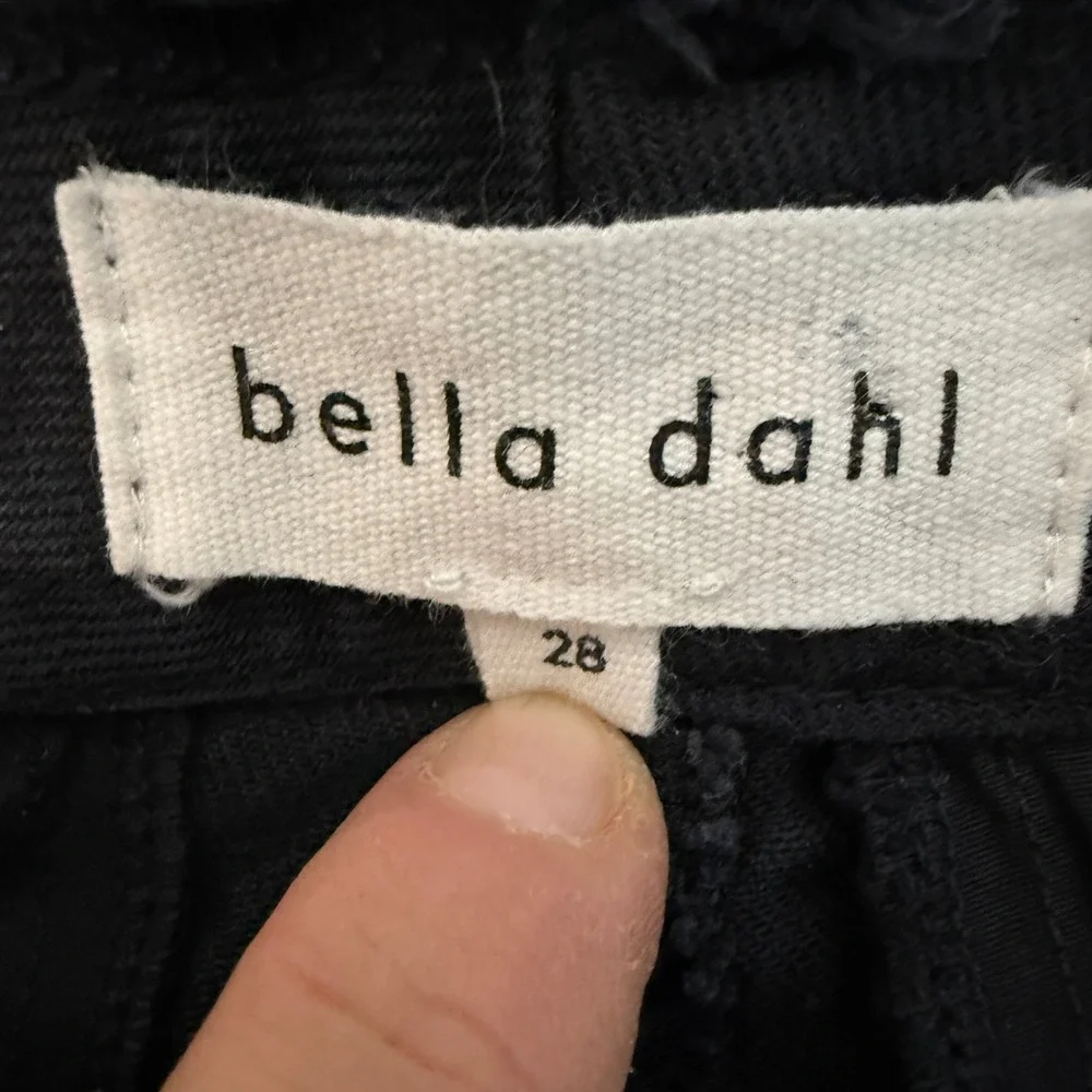 Bella Dahl Black Frayed Hem Tapered Utility Pants Women's Size 28 Cotton Tencel